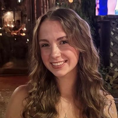 Abby, 21