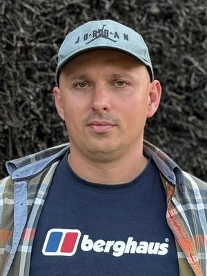 Aleksander, 33