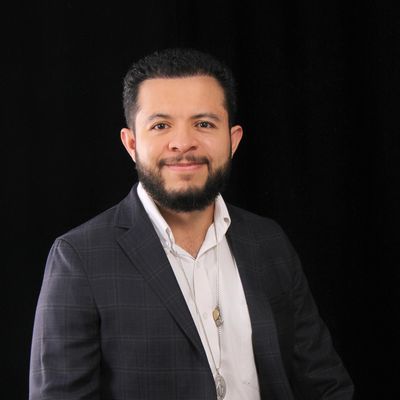 David, 34