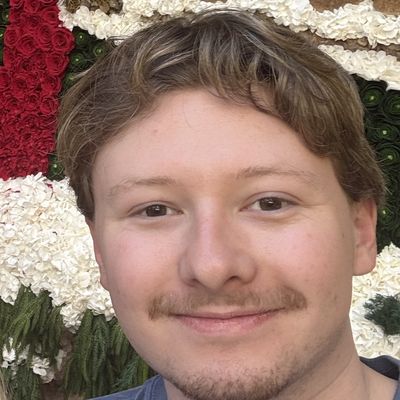 Robert, 24