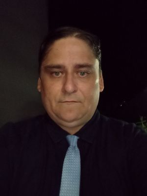 Daniel, 42