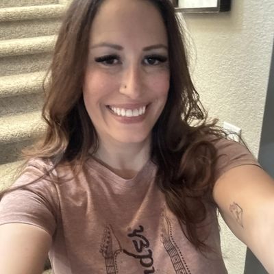 Christy, 43