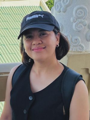 Alex, 40