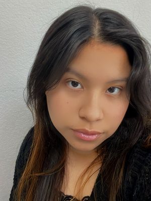 Maria, 25