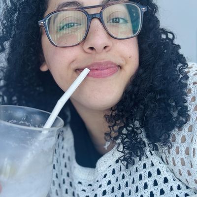 Andrea, 31