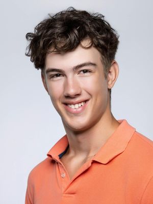 Joe, 19