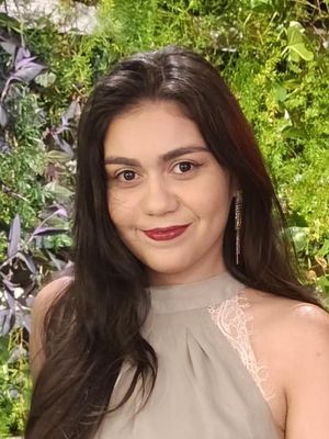 Barbara, 22