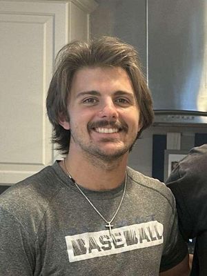 Sean, 23