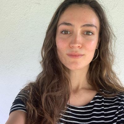 Sofia, 30