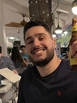 Eladio, 29