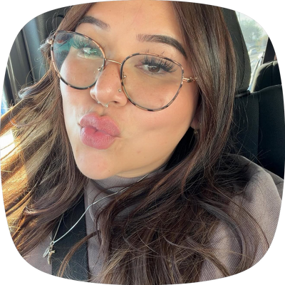 Sierra, 28