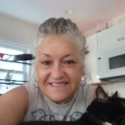 Karen, 59