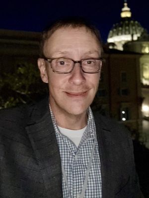 Jonathan, 50