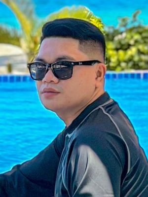 Yanny, 29