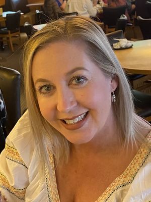 Corinna, 47