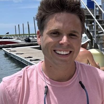 Ryan, 27