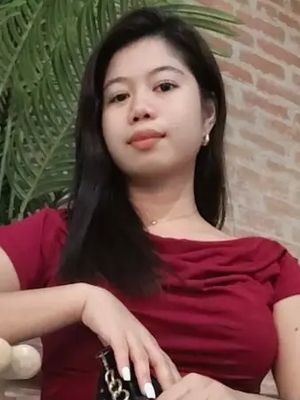 Mary, 24