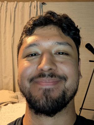 Luis, 26