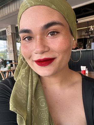 Vitoria Cabral, 23