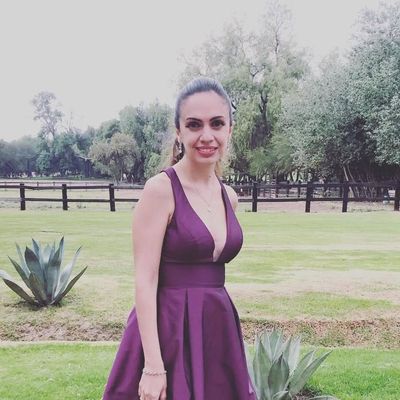 Ana, 35