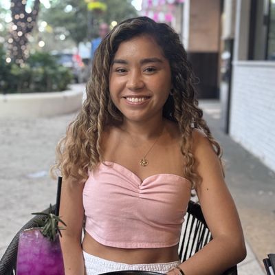 Michell, 25