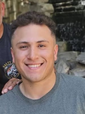 Cesar, 22