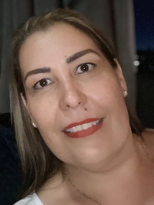 Adriana, 51