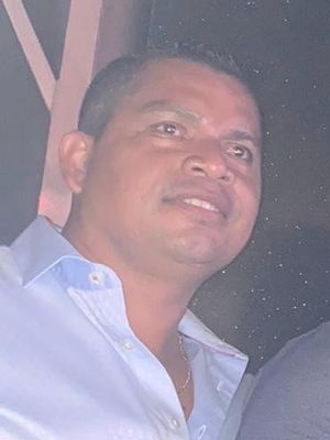 Vicente, 45