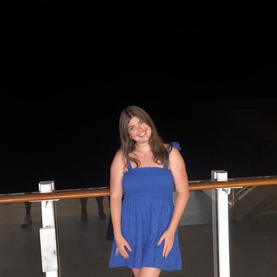 Lauren, 20