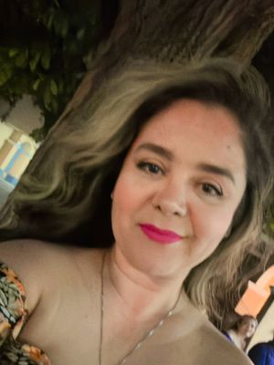 Blanca, 43