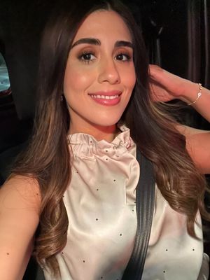 Carolina, 33