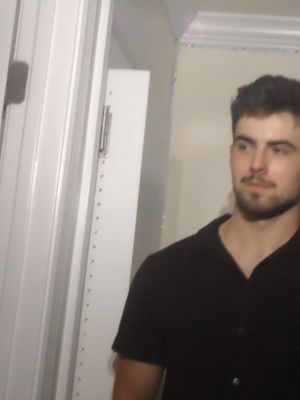Max, 20
