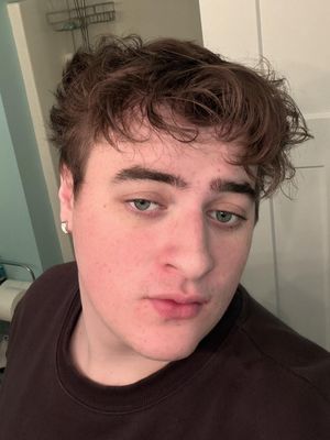 Daniel, 20