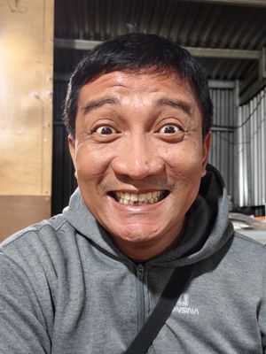 Andi, 50