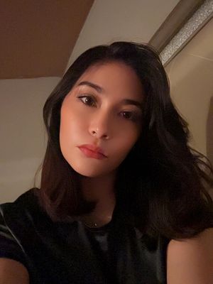Brenda, 29