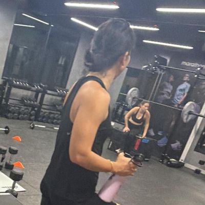 Jey, 37