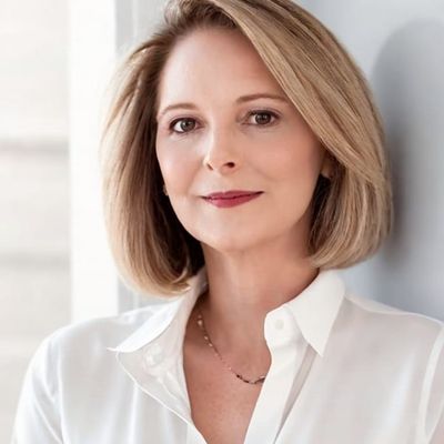 Sandy, 73