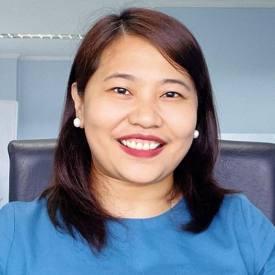 Joi Pia, 48