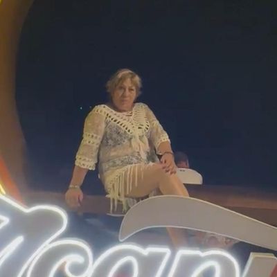 Jeny, 66
