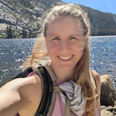 Ashley, 28
