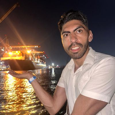 Andres, 37