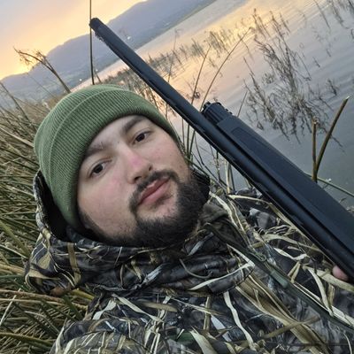 James, 27