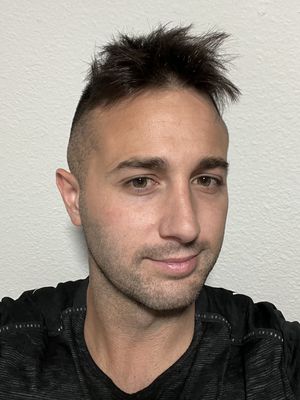 Dylan, 30