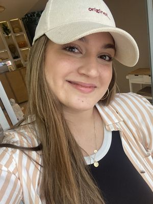 Maria, 32