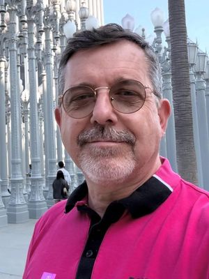 Tom, 62