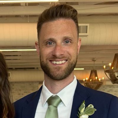 Dan, 36