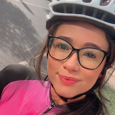 Rafaela, 37