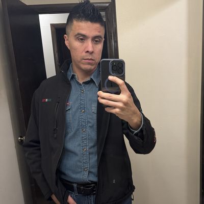 Pedro, 38
