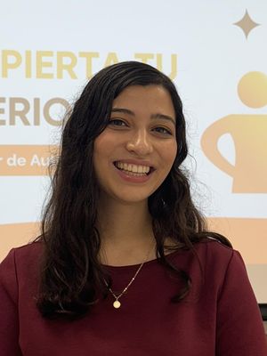 Ana Lucia, 26