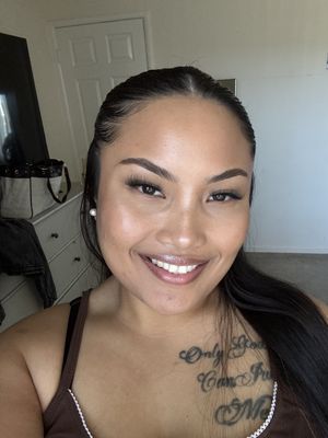 Minnie, 27